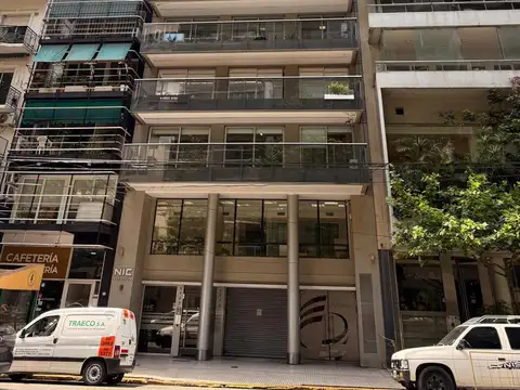 Oficina Monoambiente con 4 baños