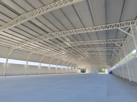 Alquiler Nave Industrial  Moreno
