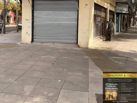 Local comercial en venta ubicado en Villa Lugano