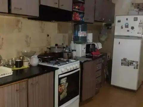 Depto Tipo Casa en Venta en Villa Luzuriaga, USD 34.000