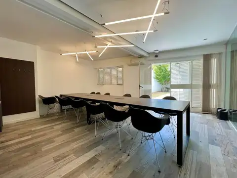 Casa 6 ambientes con 2 baños