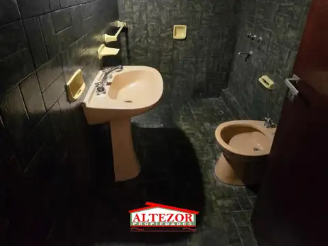 Casa en Alquiler comercial en Pilar Centro