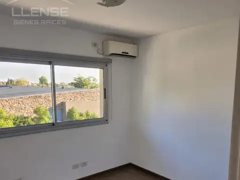 Departamento en Alquiler en Fincas de Iraola II, USD 950
