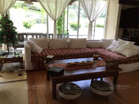 Casa en Alquiler Temporal de 4 dormitorios