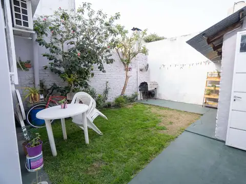 Depto Tipo Casa en Venta de 4 ambientes