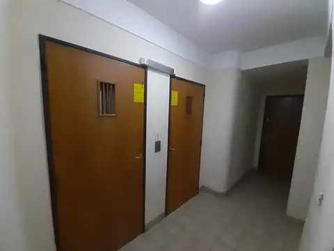 VENTA 3 AMB. COCHERA LA PERLA- CRONOS