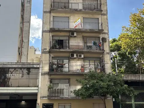 AV. J.B. JUSTO al 2300