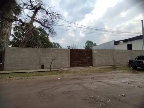 Venta Lote de 26 x 122 en zona industrial