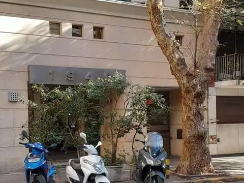 Amplia Oficina en Alquiler | 2 cocheras | Excelente Ubicación en Belgrano
