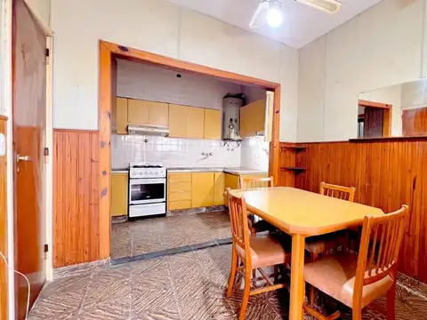 Depto Tipo Casa 2 ambientes con 1 baño