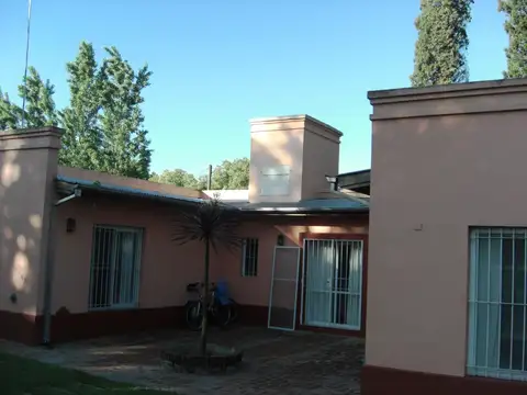 Bº Cerrado PARQUE PERÓ. DEL VISO.ALT.PANAM. KM 41.8 S/LOTE 550m² CASA 2 DORM 1 EN STE C/VEST. PILETA