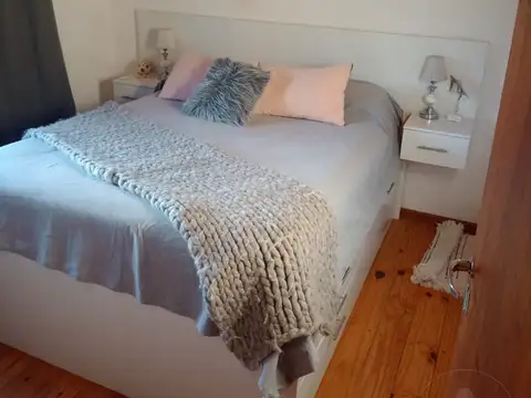 FINA PATAGONIA. Casa en venta c/ cochera en San Martin de los Andes