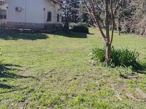 Casa en venta - 5 Dormitorios 1 Baño - San Miguel