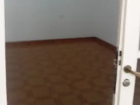 Departamento en Alquiler en Pompeya, $ 700.000