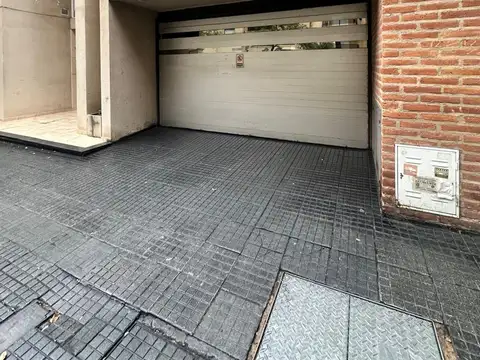 VENTA COCHERA - NUEVA CORDOBA - CALLE CHILE 200