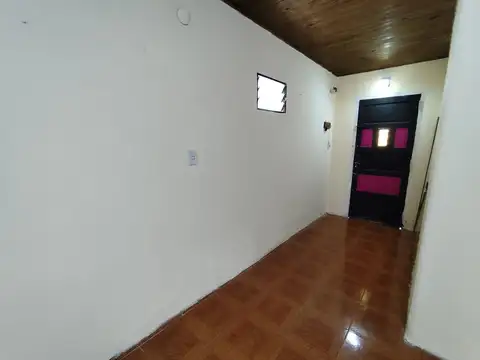 Depto Tipo Casa en Venta en Lomas de Zamora, USD 60.000
