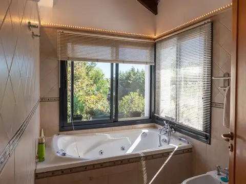 Casa en Venta al Este