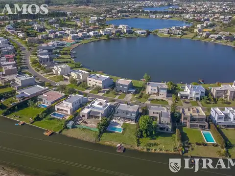 Terreno en Venta en Villanueva, USD 240.000