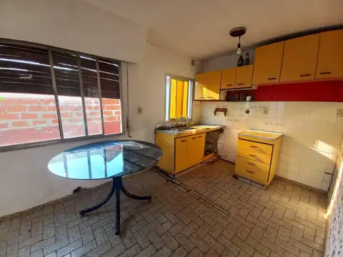 Depto Tipo Casa en Venta de 4 dormitorios