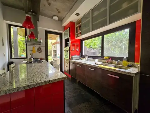 CASA EN VENTA EN SANTA MARIA DE LOS OLIVOS