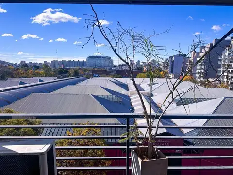 Edificio con piscina climatizada, loft fte merc pulgas