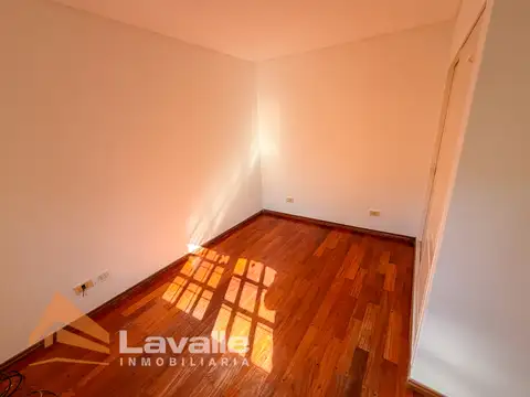 Departamento 3 ambientes en Quilmes con cochera