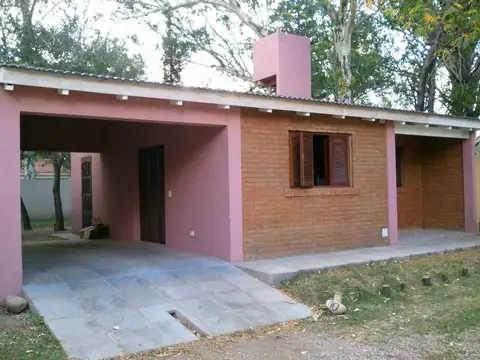 ALQUILO CASA DE 2 DORM EN COMPLEJO JARDINES DE ARGUELLO