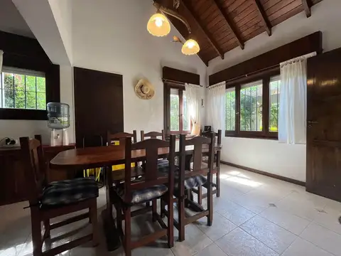 Depto Tipo Casa en Alquiler de 3 ambientes