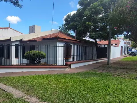 Los Eucaliptus 600