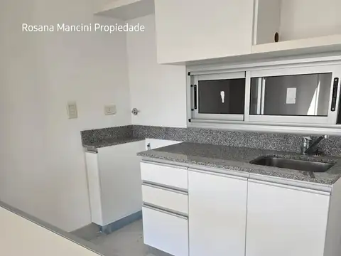 Doctor Rómulo Naón 4100, Piso 3