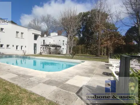 Casa irrepetible super Oferta, para entendidos, elegancia, calidad y funcionalidad  