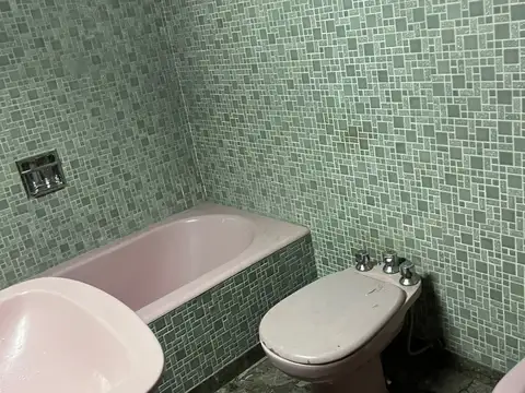 Galpon con Vivienda en Lote Propio 8.66 x 15