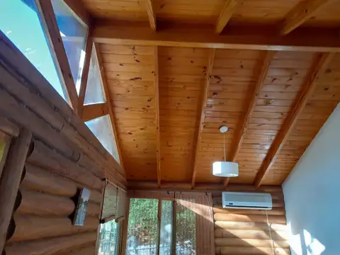 Predio De 2500 Mts.2 Con 6 Cabañas De Tronco 2/3 Amb