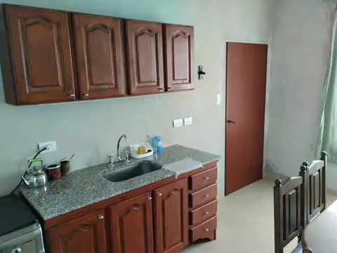 Buenos Aires, Pergamino, casa 1 dormitorio, excelente zona.