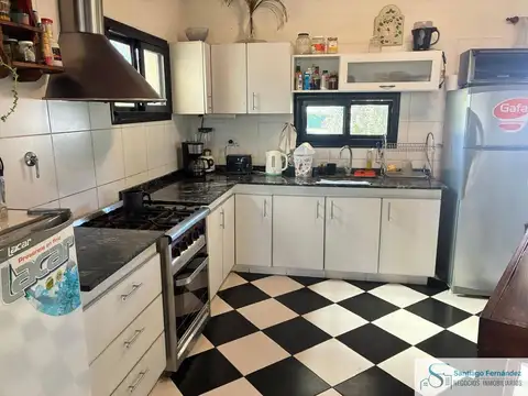 Casa 6 ambientes con 3 baños