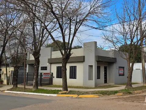 Casa a estrenar sobre Brouchoud, radio centrico. Para exigentes. SAN JOSE.