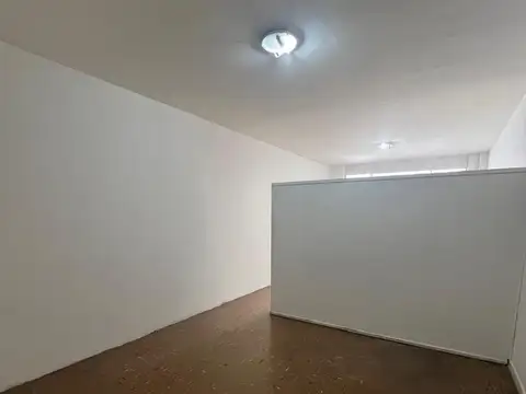 Oficina en Venta en Monserrat, USD 16.000