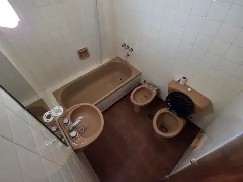 Montañeses 2100, Piso 7
