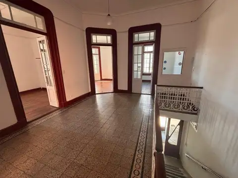 Local en Alquiler 60 años