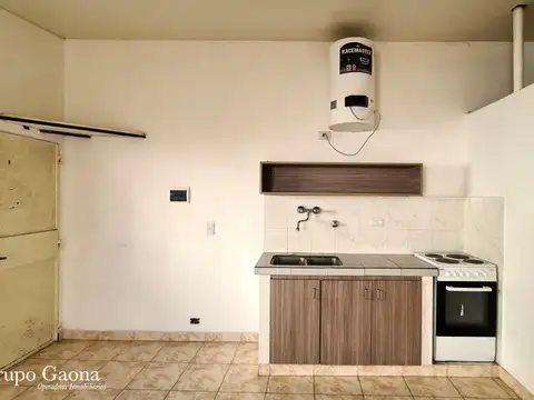 Depto Tipo Casa en Alquiler en Flores, $ 750.000