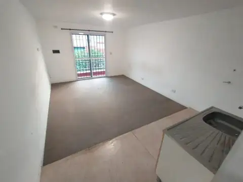 VENTA – CASONA SUBDIVIDIDA EN 4 DEPARTAMENTOS – SAN JUSTO