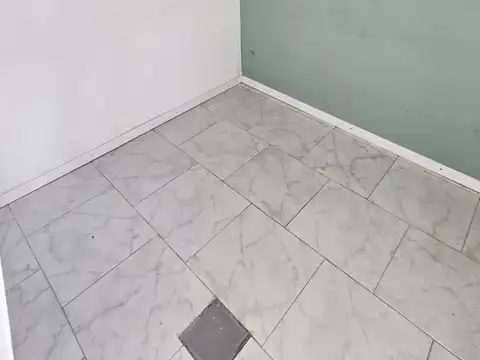 Dueño directo. Alquiler Local Comercial- Tucuman 2089 - Funes