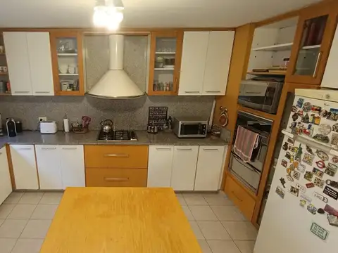 Departamento en Alquiler de 6 ambientes