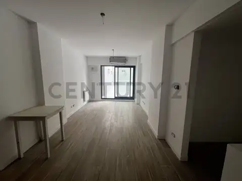 Correa 2300, Piso 4