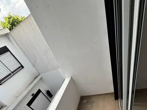 Depto Tipo Casa 2 ambientes con 1 baño