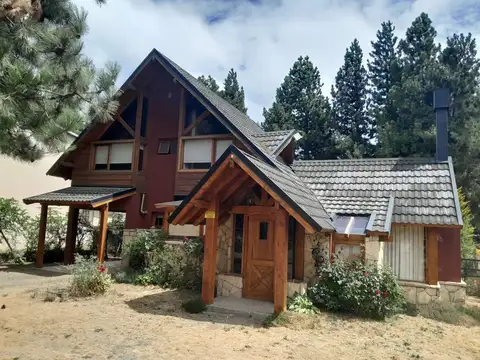 Venta Casa Aldea del Este con vista al Lago N.H.