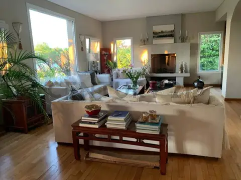 Casa en Alquiler Temporal en Santa Barbara, USD 9.000