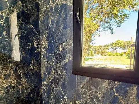 Casa 3 ambientes con piscina a estrenar