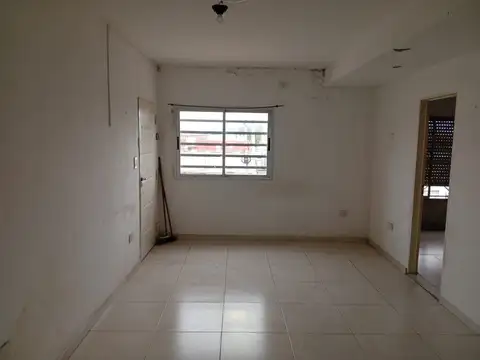 Depto Tipo Casa 3 ambientes con 3 baños