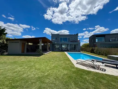 Casa en Venta al Noreste